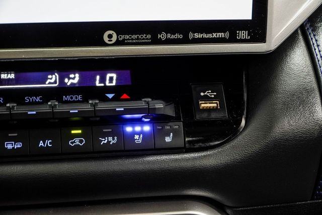 2024 Toyota Sequoia Platinum 4WD - 22847870 - 30