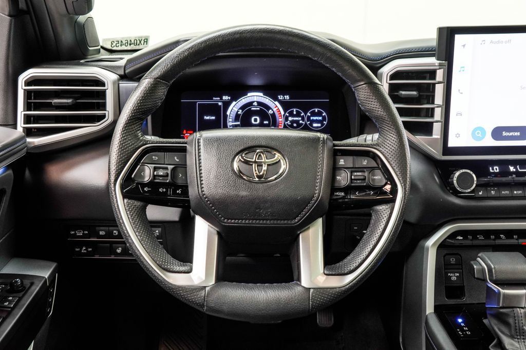 Toyota Sequoia photo 23