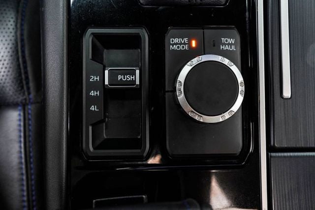 2024 Toyota Sequoia Platinum 4WD - 23066625 - 24