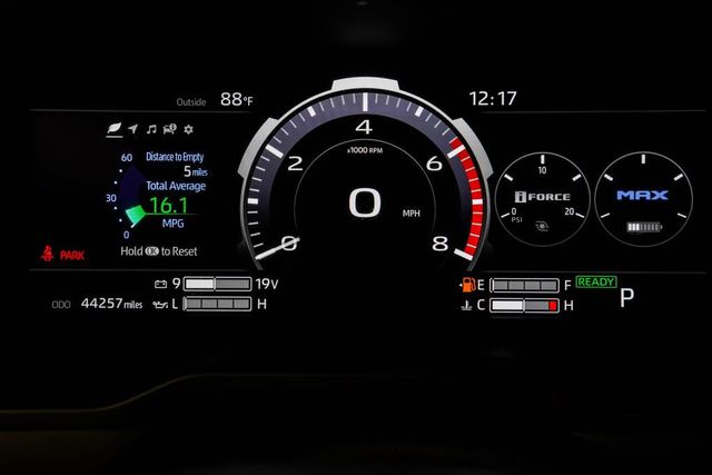 2024 Toyota Sequoia Platinum 4WD - 23066625 - 34