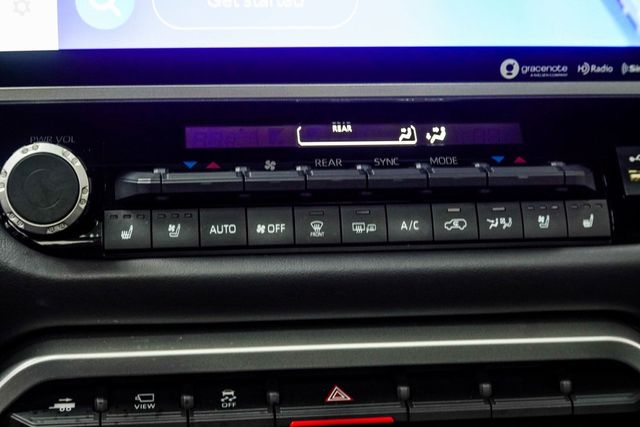 2024 Toyota Sequoia Platinum 4WD - 22915896 - 21