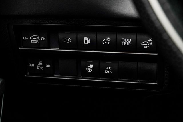 2024 Toyota Sequoia Platinum 4WD - 22915896 - 30