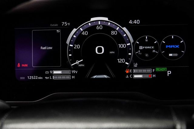 2024 Toyota Sequoia Platinum 4WD - 22915896 - 32