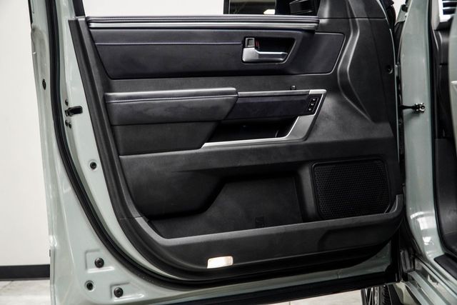 2024 Toyota Sequoia Platinum 4WD - 22915896 - 33