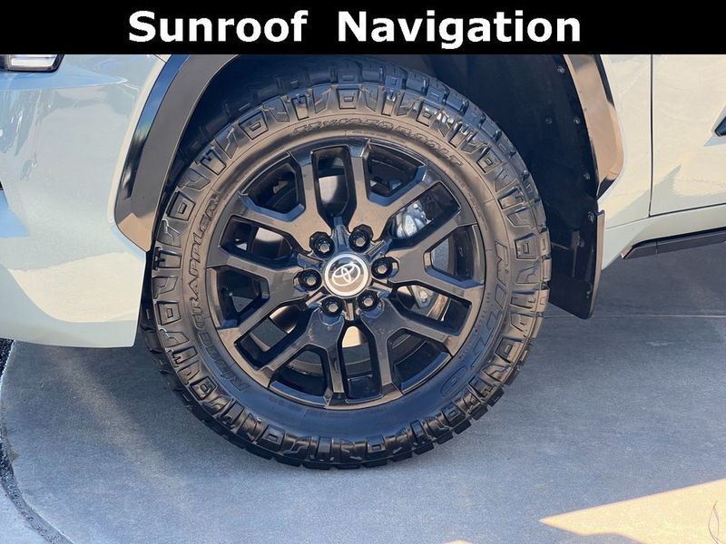 2024 Toyota Sequoia Platinum photo 3