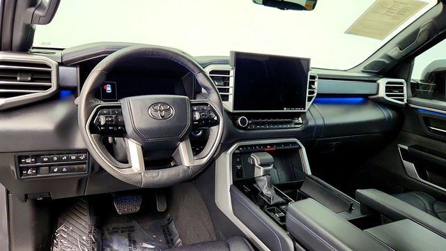 2024 Toyota Sequoia Platinum 4WD - 22961314 - 11