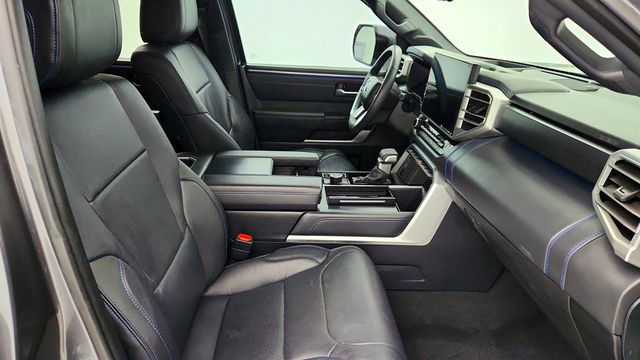 2024 Toyota Sequoia Platinum 4WD - 22961314 - 23