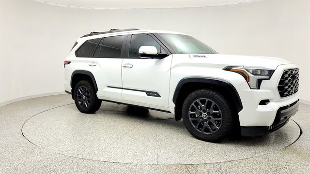2024 Toyota Sequoia Platinum 4WD w/ Power Extending Running Boards & Head-Up Display - 23035146 - 2