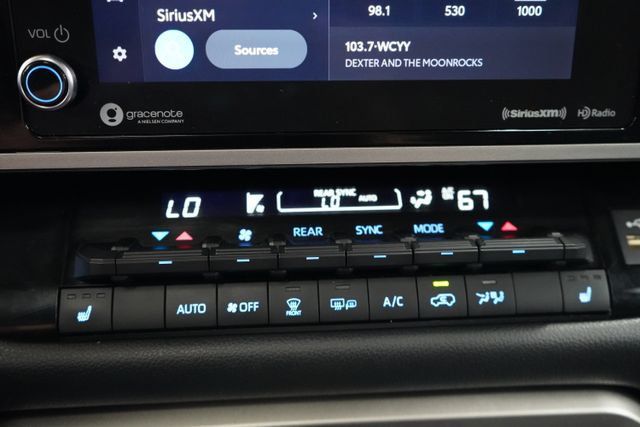 2024 Toyota Sequoia SR5 - 23077028 - 30