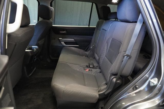 2024 Toyota Sequoia SR5 - 23077028 - 38