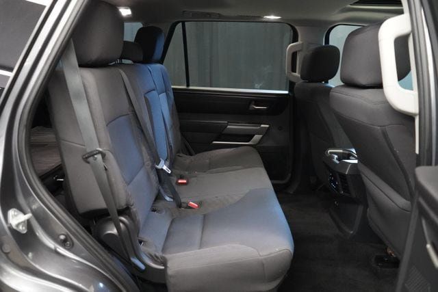 2024 Toyota Sequoia SR5 - 23077028 - 43