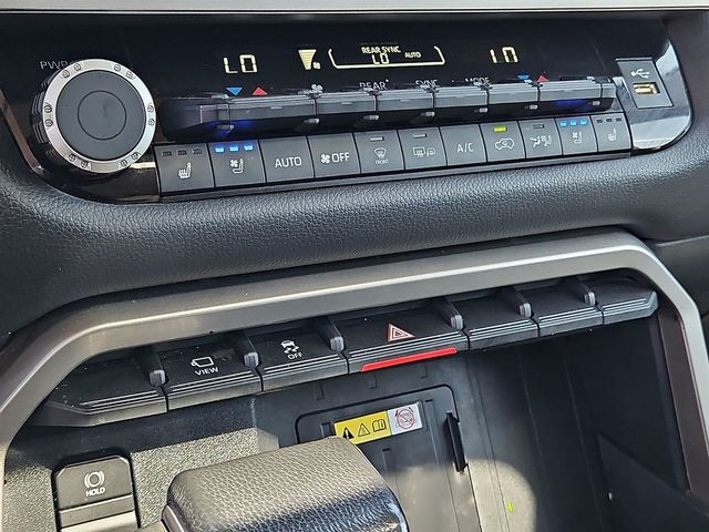 2024 Toyota Sequoia SR5 4WD - 23079199 - 9