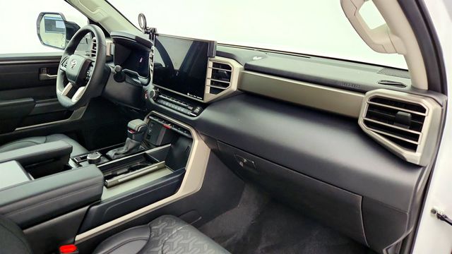 2024 Toyota Sequoia SR5 4WD with Premium & Sport Packages - 22970755 - 25