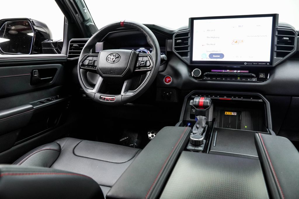 Toyota Sequoia photo 24