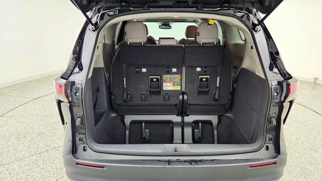 2024 Toyota Sienna LE AWD 8-Seater w/ Plus Package & Moonroof - 23089221 - 20