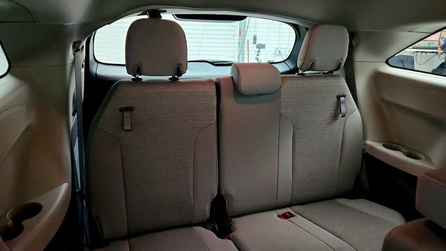 2024 Toyota Sienna LE AWD 8-Seater w/ Plus Package & Moonroof - 23089221 - 21