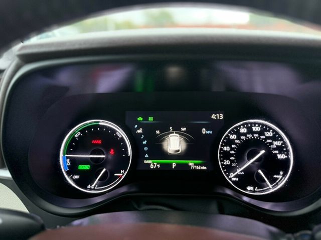 2024 Toyota Sienna Platinum FWD 7-Passenger - 22946809 - 13