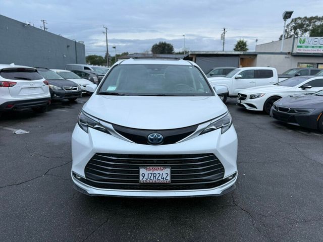 2024 Toyota Sienna Platinum FWD 7-Passenger - 22946809 - 1