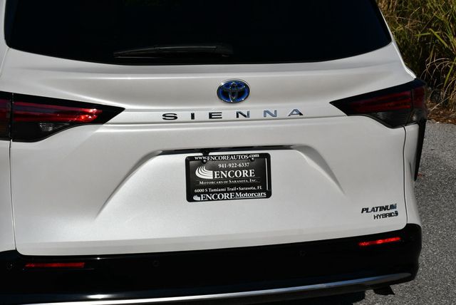 2024 Toyota Sienna Platinum FWD 7-Passenger Van W/Special Paint - 22955213 - 12