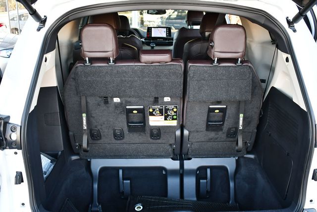 2024 Toyota Sienna Platinum FWD 7-Passenger Van W/Special Paint - 22955213 - 19