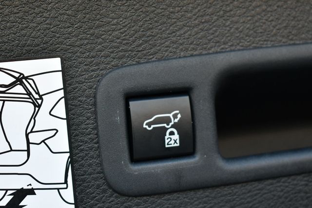 2024 Toyota Sienna Platinum FWD 7-Passenger Van W/Special Paint - 22955213 - 21