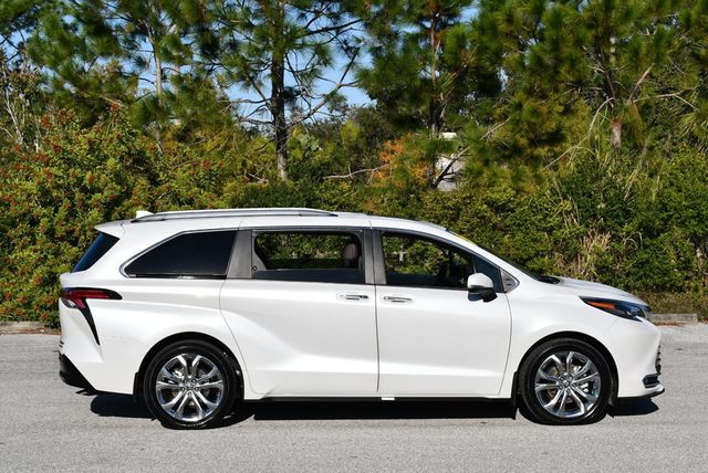 2024 Toyota Sienna Platinum FWD 7-Passenger Van W/Special Paint - 22955213 - 35