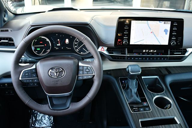 2024 Toyota Sienna Platinum FWD 7-Passenger Van W/Special Paint - 22955213 - 50