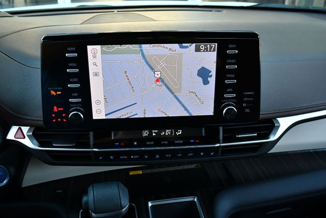 2024 Toyota Sienna Platinum FWD 7-Passenger Van W/Special Paint - 22955213 - 54