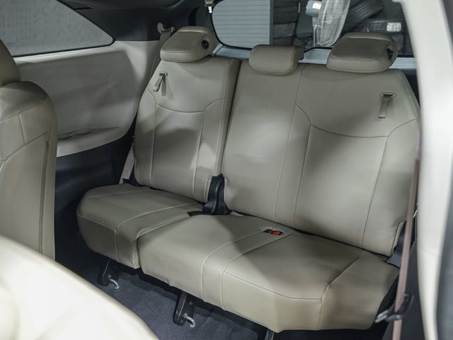 2024 Toyota Sienna XLE - 23076335 - 25