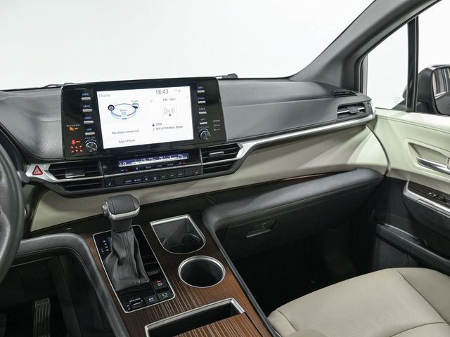 2024 Toyota Sienna XLE - 23076335 - 27