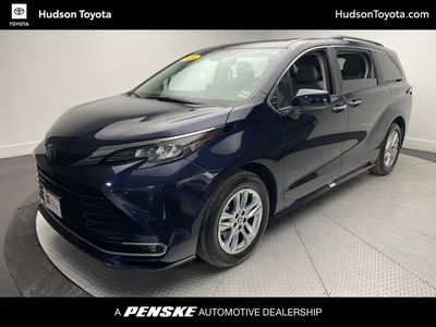 2024 Toyota Sienna - 5TDJSKFC6RS153696