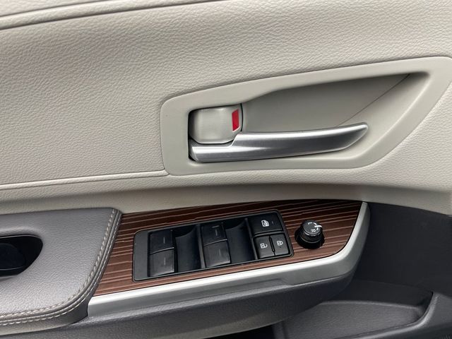 2024 Toyota Sienna XLE AWD 7-Passenger - 22977016 - 9