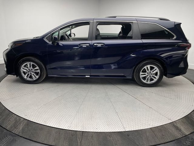 2024 Toyota Sienna XLE AWD 7-Passenger - 22977016 - 7