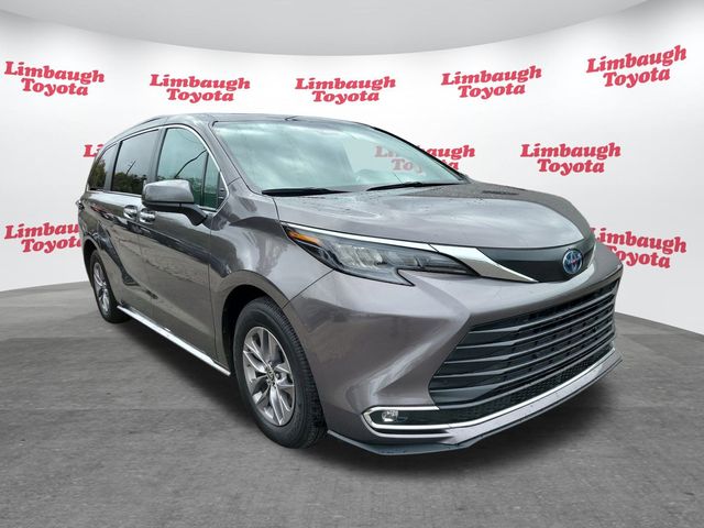 2024 Toyota Sienna XLE FWD 7-Passenger - 22938756 - 21