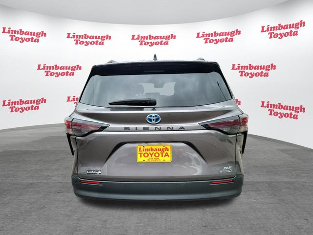 2024 Toyota Sienna XLE FWD 7-Passenger - 22938756 - 26