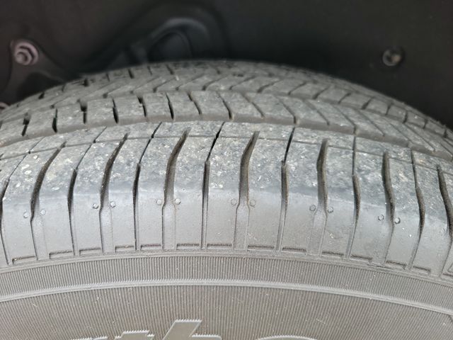 2024 Toyota Sienna XLE FWD 7-Passenger - 22938756 - 29