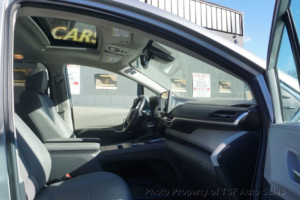 2024 Toyota Sienna XLE FWD 7-Passenger - 22964037 - 10