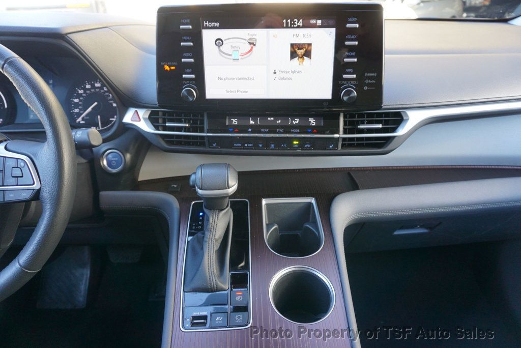 2024 Toyota Sienna XLE FWD 7-Passenger - 22964037 - 19