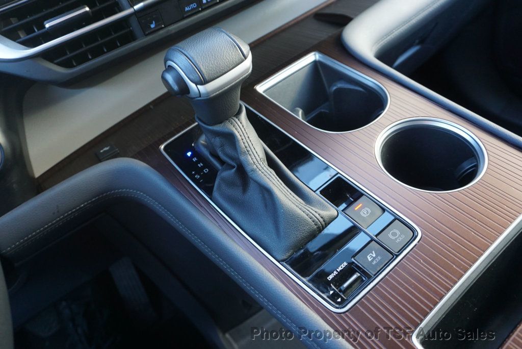 2024 Toyota Sienna XLE FWD 7-Passenger - 22964037 - 28