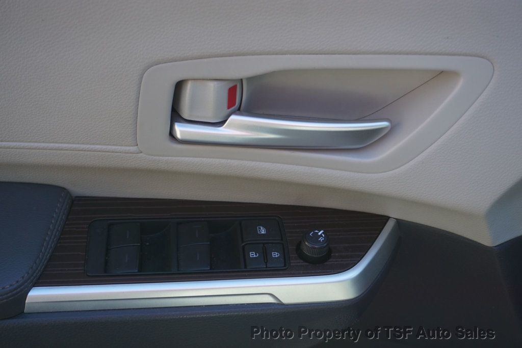 2024 Toyota Sienna XLE FWD 7-Passenger - 22964037 - 36