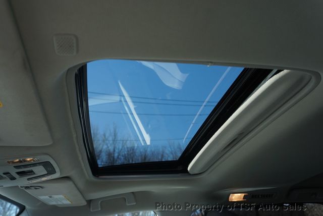 2024 Toyota Sienna XLE FWD 7-Passenger - 22964037 - 38