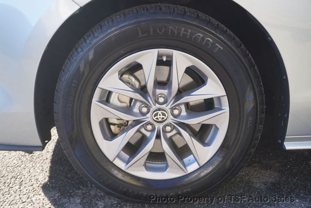 2024 Toyota Sienna XLE FWD 7-Passenger - 22964037 - 40