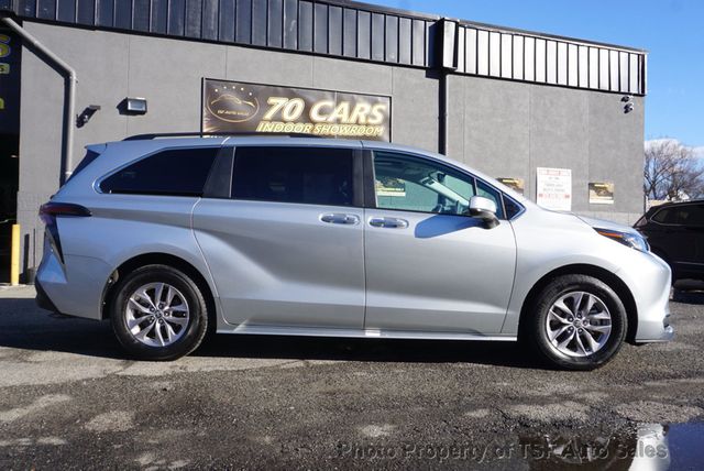 2024 Toyota Sienna XLE FWD 7-Passenger - 22964037 - 7