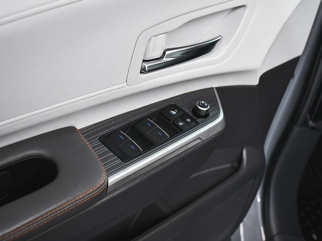 2024 Toyota Sienna XSE - 23003069 - 9
