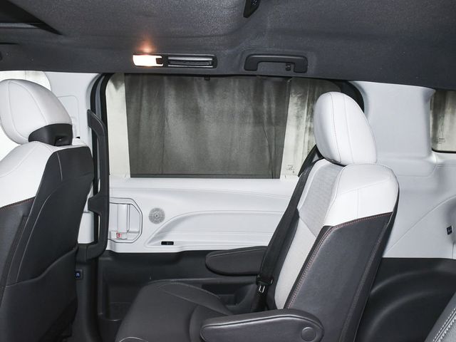 2024 Toyota Sienna XSE - 23003069 - 10