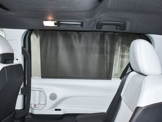 2024 Toyota Sienna XSE - 23003069 - 11