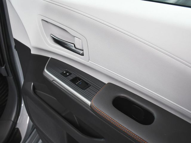 2024 Toyota Sienna XSE - 23003069 - 14