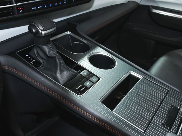 2024 Toyota Sienna XSE - 23003069 - 34