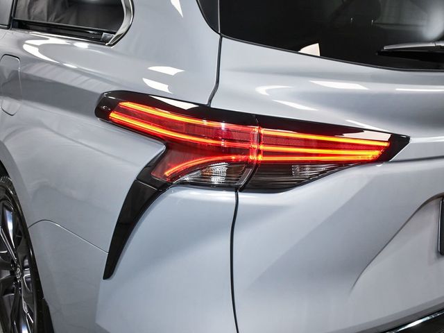 2024 Toyota Sienna XSE - 23003069 - 71