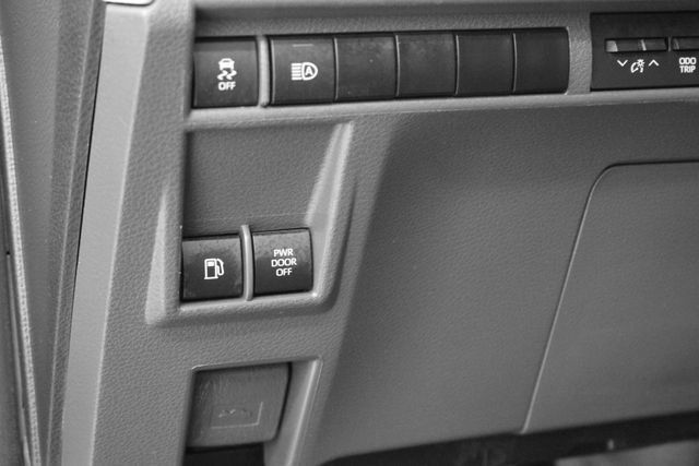 2024 Toyota Sienna XSE - 23077075 - 31